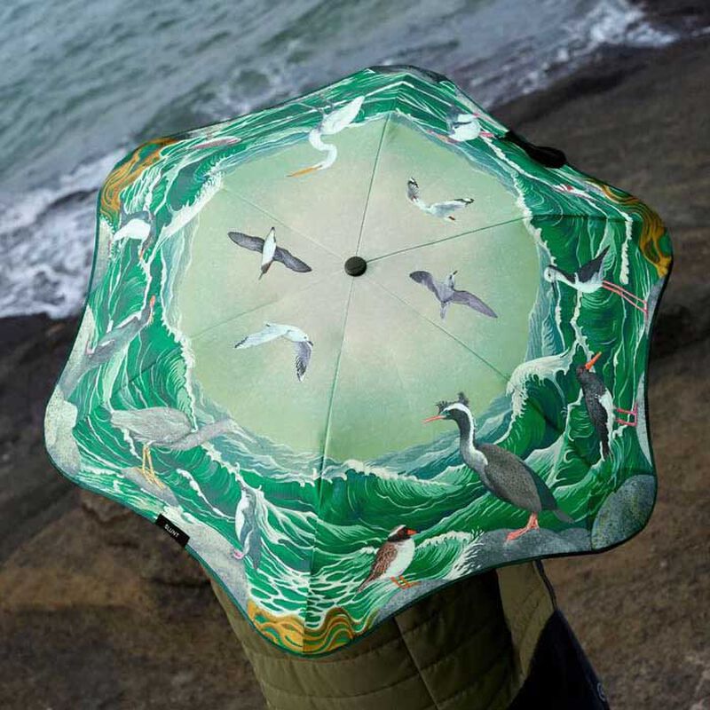 BLUNT Metro Umbrella - Forest & Bird Tanya Wolfkamp Limited Edition image number 3