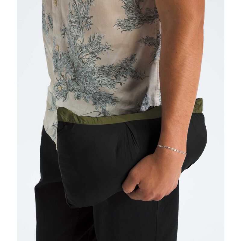 The North Face Men's 1996 Retro Nuptse Jacket image number 2