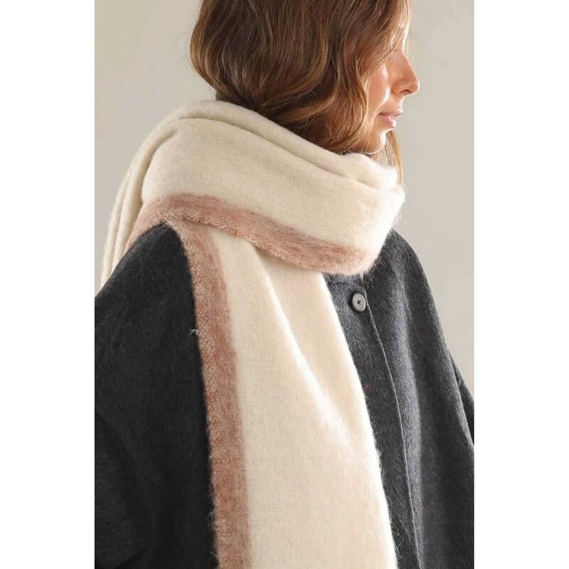Morgan & Taylor Mya Chunky Scarf image number 10