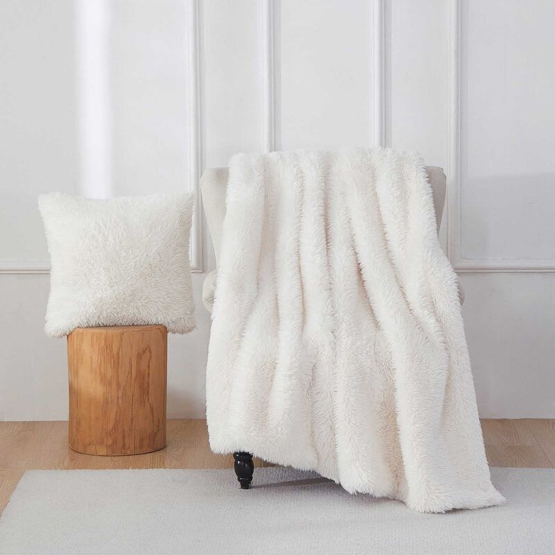 Top Drawer Polar Bear Cushion 500Gsm Longpile Fur - 45x45cm With Inner image number 1