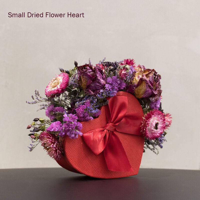 The Florist at Ballantynes - Dried Flower Heart image number 1