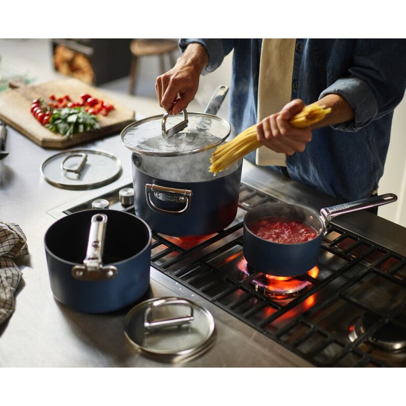 Joseph Joseph Space 15cm Non-Stick Saucepan & Lid image number 3