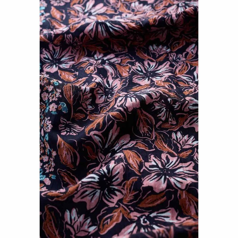 Seasalt Cornwall New Everyday Circle Scarf Mallow Bloom Border Pink Grass image number 2