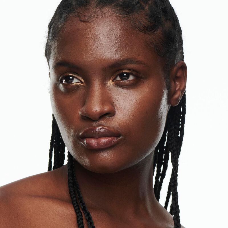 MAC Studio Radiance Serum Powered Foundation image number 94