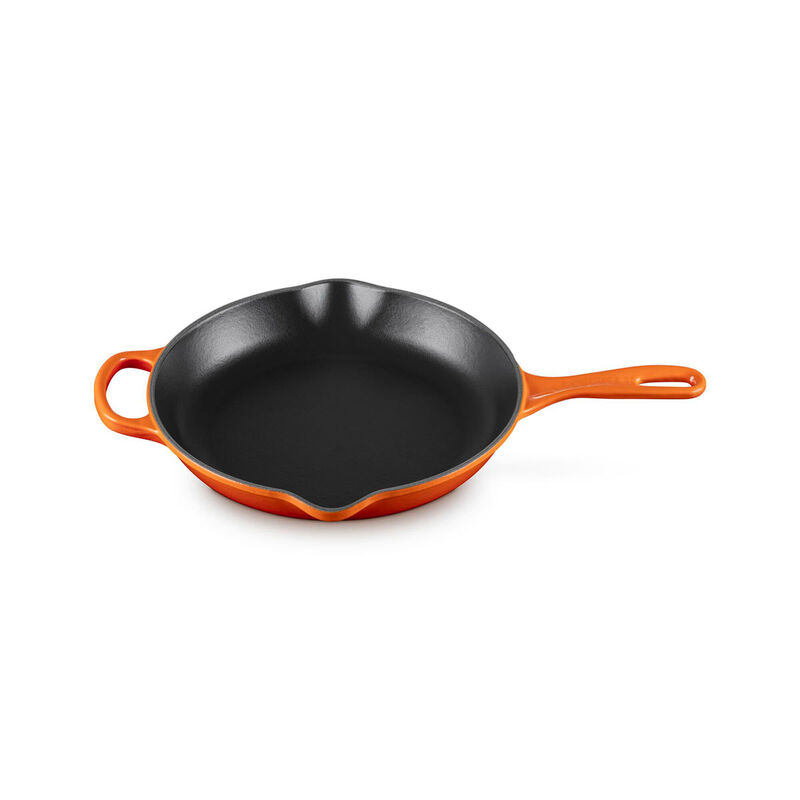 Le Creuset Signature Cast Iron Round Skillet 26cm image number 38