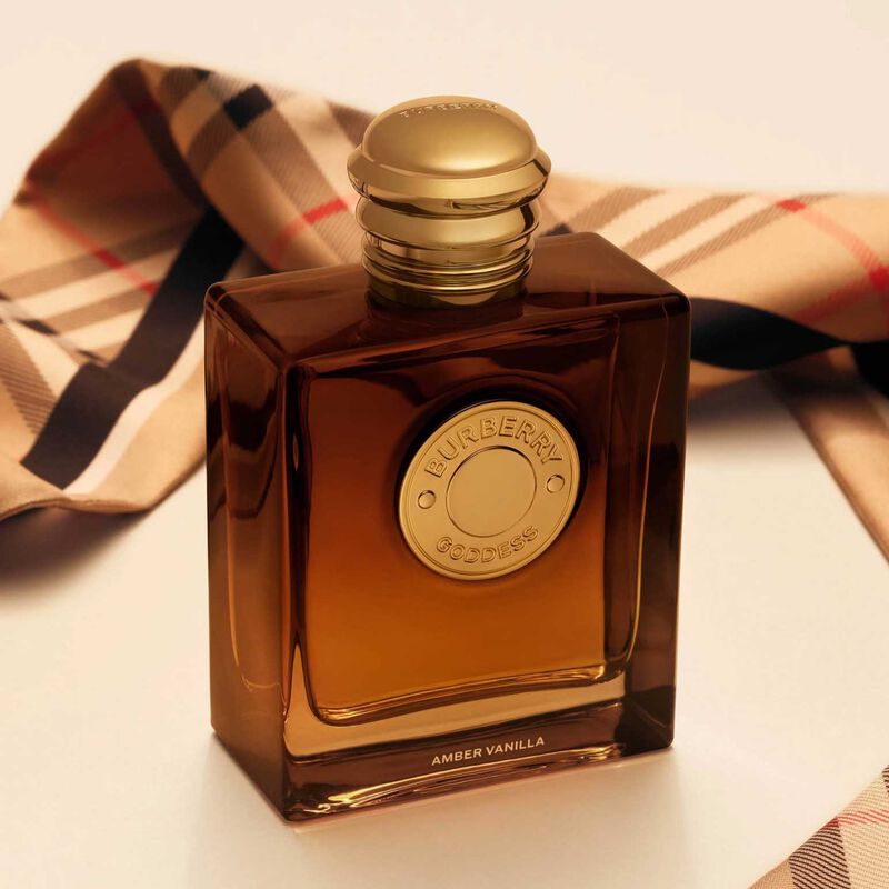 Burberry Goddess Amber Vanilla 50ml image number 2