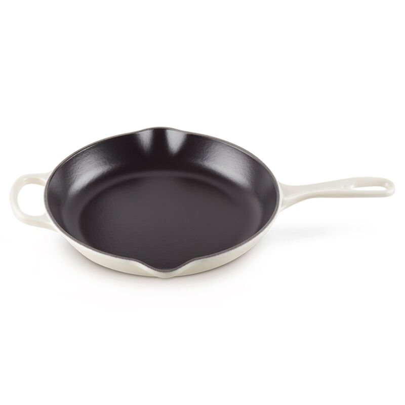 Le Creuset Cast Iron Round Skillet 26cm - Meringue image number 1