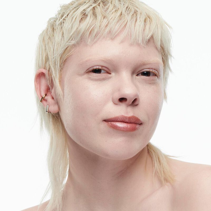 MAC Studio Radiance Serum Powered Foundation image number 201