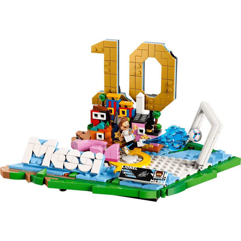 LEGO Editions Lionel Messi &ndash; Football Highlights image number 1