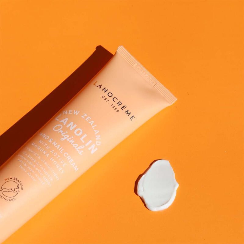 Lanocreme Hand And Nail Cream With Active Manuka And Honey 100g image number 1
