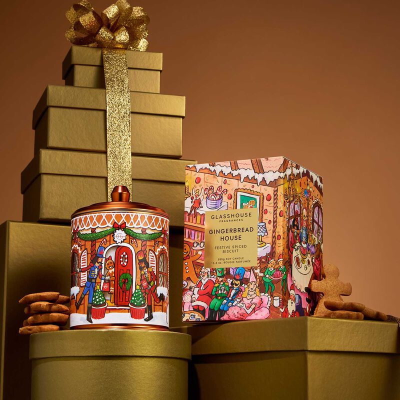 Glasshouse Fragrances Gingerbread House Soy Candle 380g image number 1