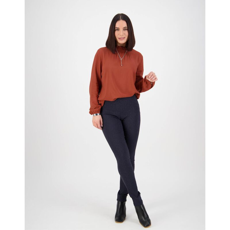 Vassalli Embossed Legging image number 7