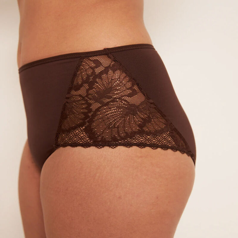 OHEN The Highrise Brief image number 10