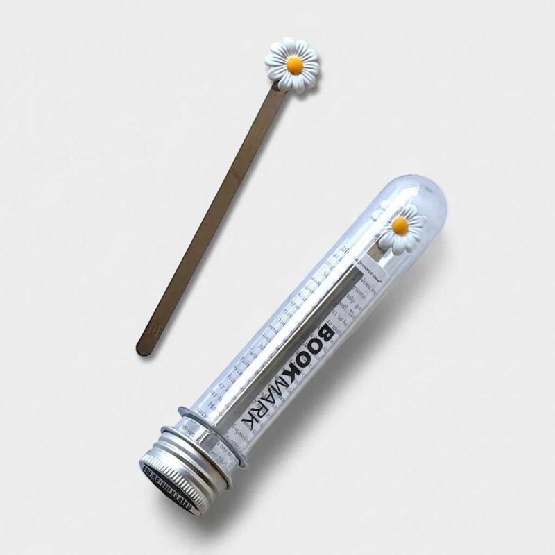 Metalmorphose Bookmark - Daisy image number 1