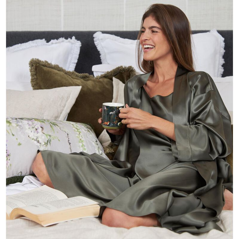 MM Linen Silk Robe Olive image number 0