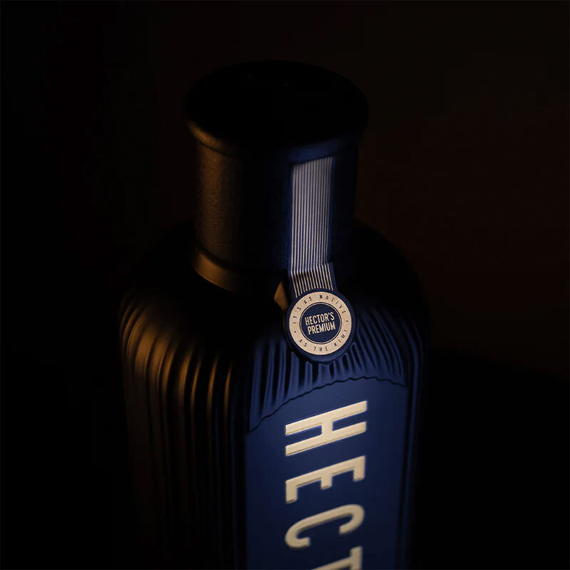 Akaroa Craft Distillery Hector's Premium Dry Gin 700ml image number 1