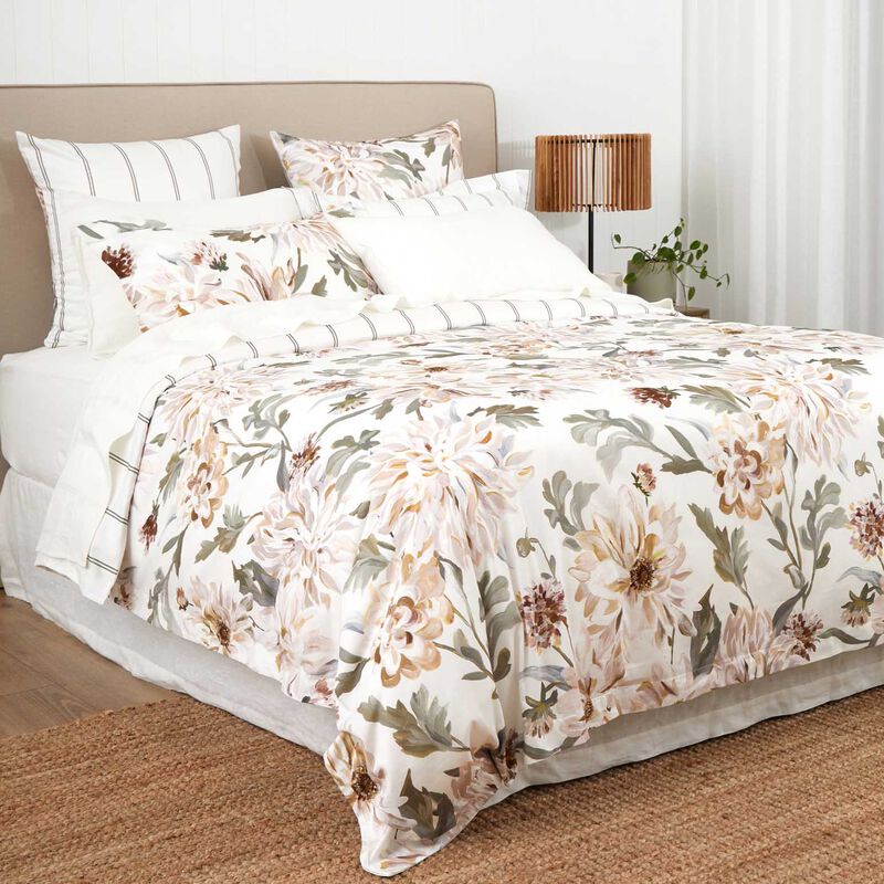 Wallace Cotton In Bloom Duvet Set image number 2