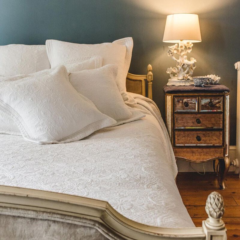 Forever England Burford Bedspread image number 2