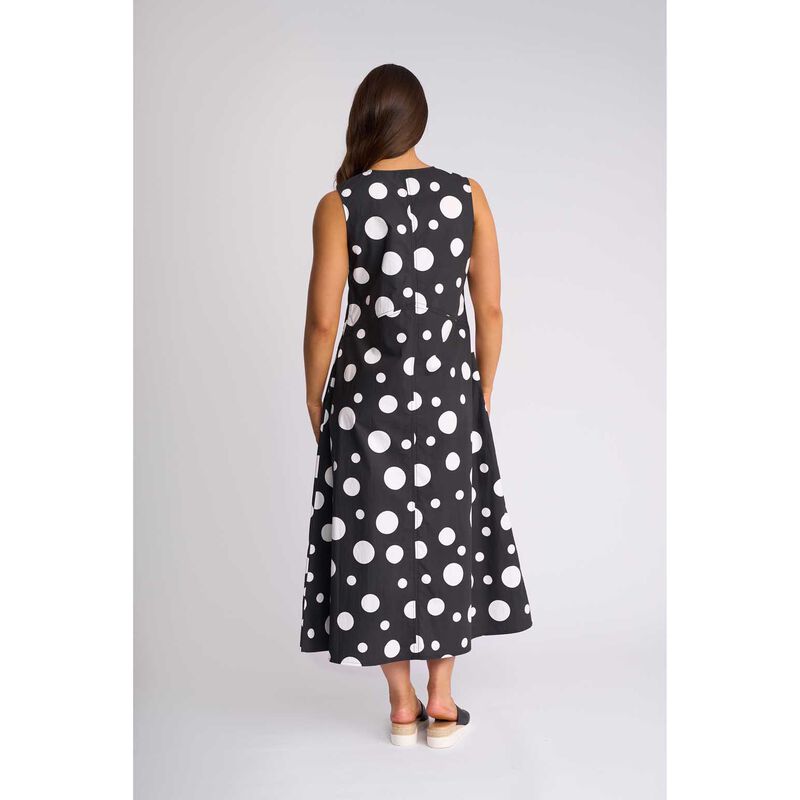 Vassalli Sleeveless Dress image number 1