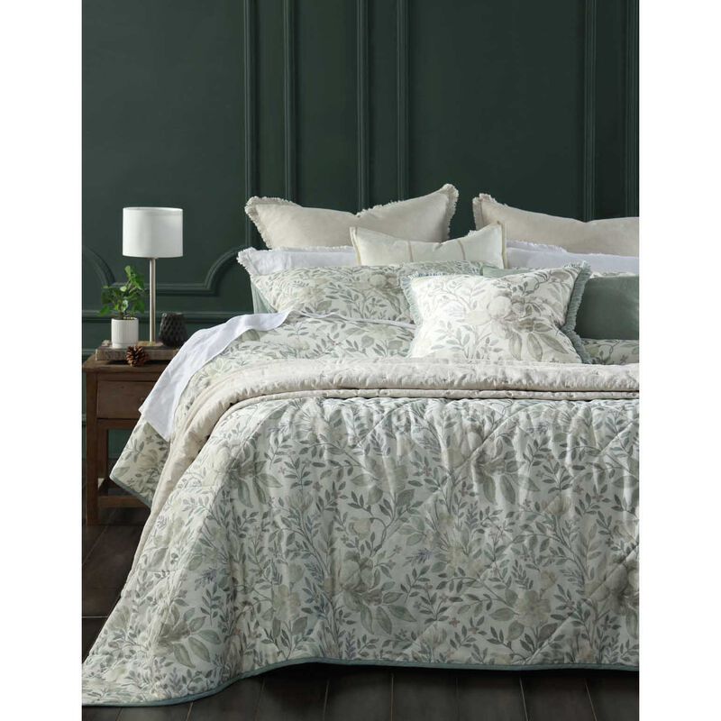 MM Linen Whisper Bedspread Set image number 0