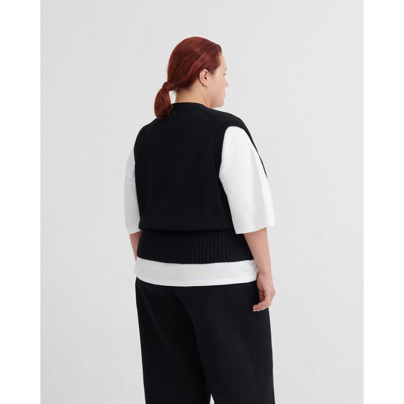 Kowtow Elworthy Vest image number 1