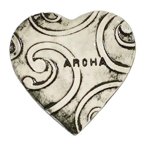 Borrowed Earth Kowhaiwhai Heart Large - Aroha Black