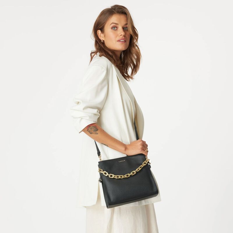 Saben Feature Handle Chain Gold Chunky image number 1