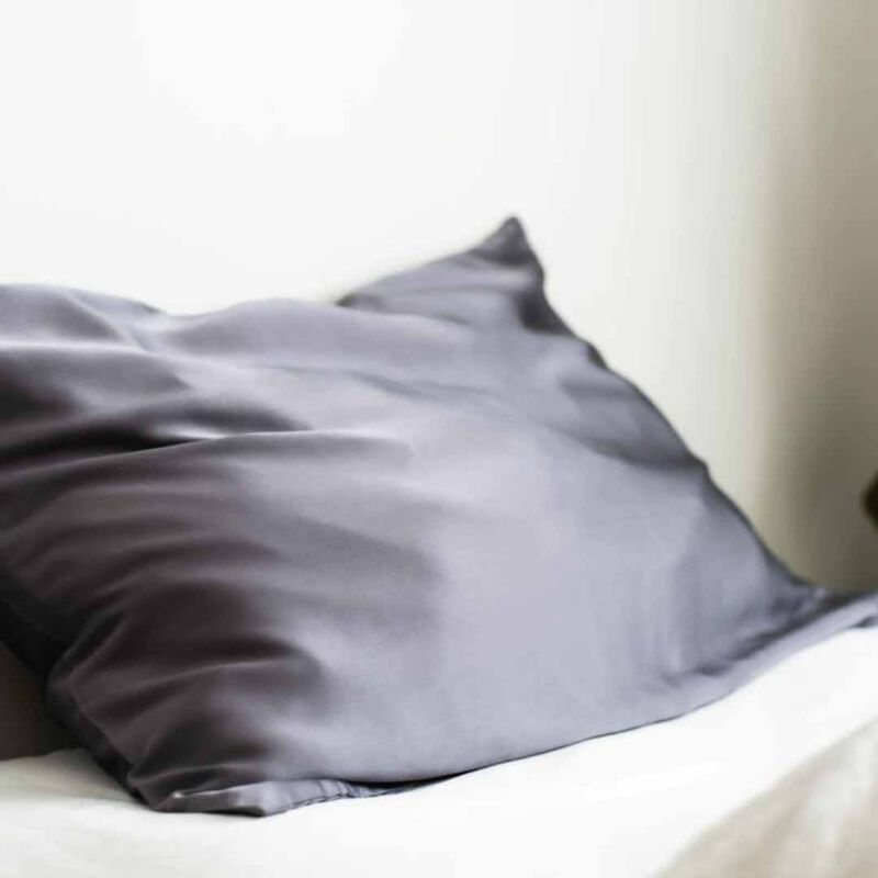 Home Lab 100% Pure Silk Pillowcase image number 13