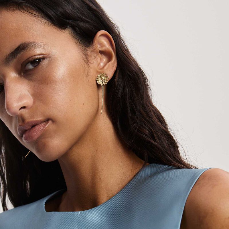 ALÉMAIS Team Spirit Daisy Stem Earrings image number 1