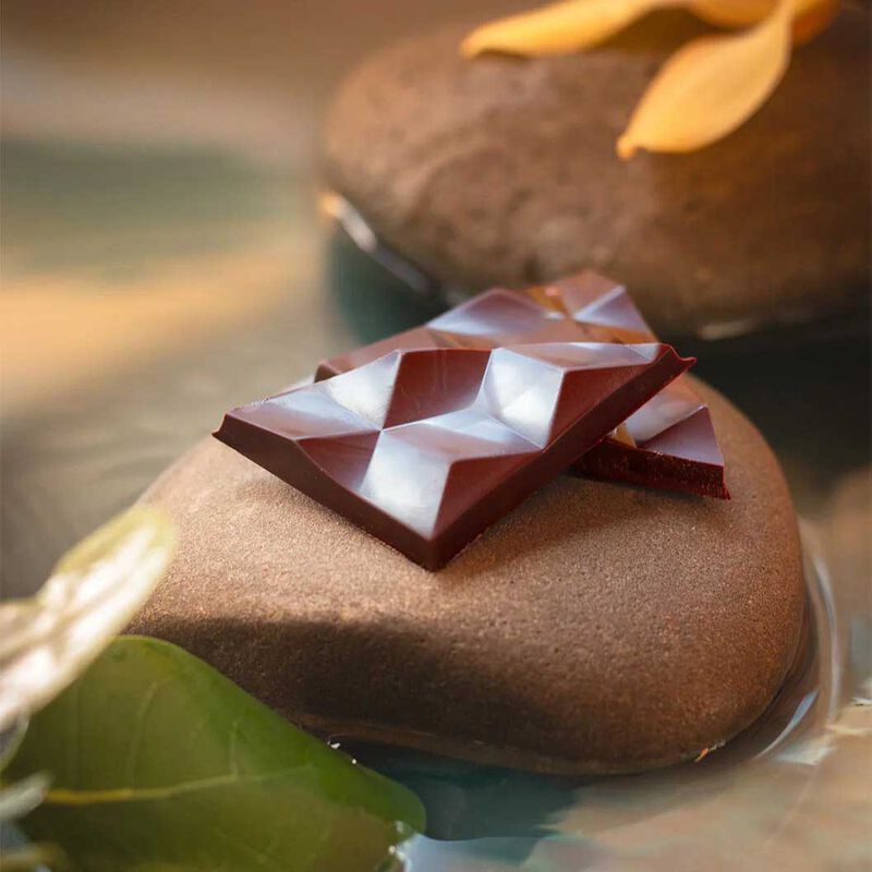 Foundry Chocolate Korosim Microlots, Solomon Islands 70% image number 1