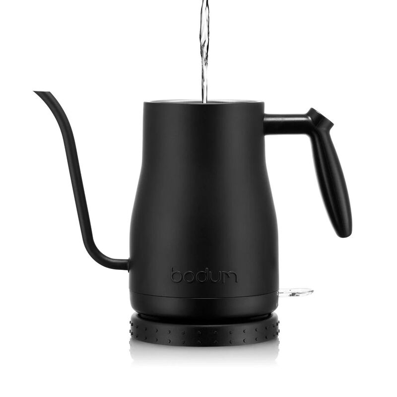 Bodum Bistro Gooseneck Water Kettle 1L 1200W - Black image number 3