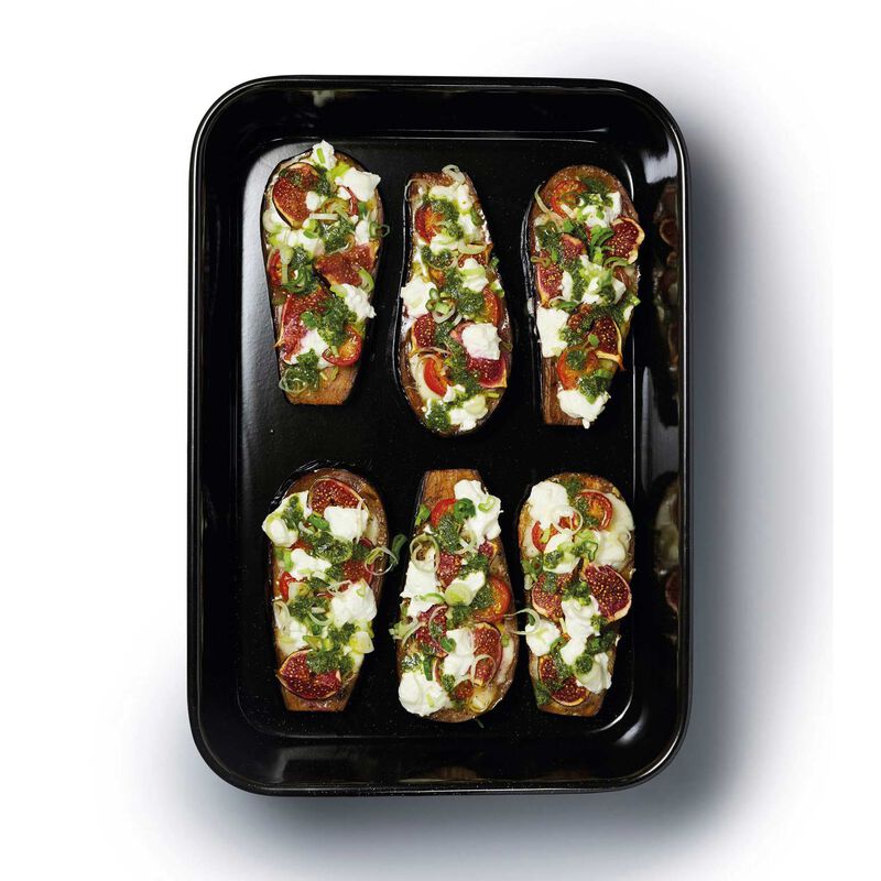 MasterCraft Pro Vitreous Enamel Roasting Pan 40x28cm image number 1