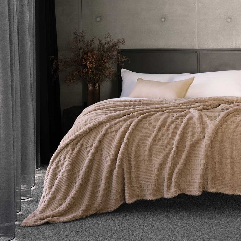 Bambury Lattice Sherpa Blanket image number 1