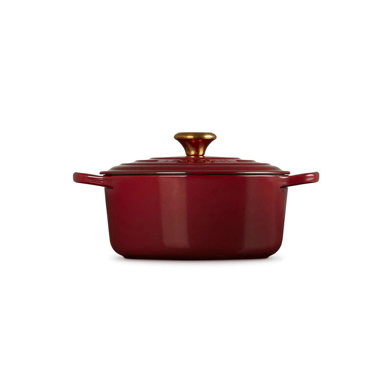 Le Creuset Signature Cast Iron Round Casserole 24cm image number 25