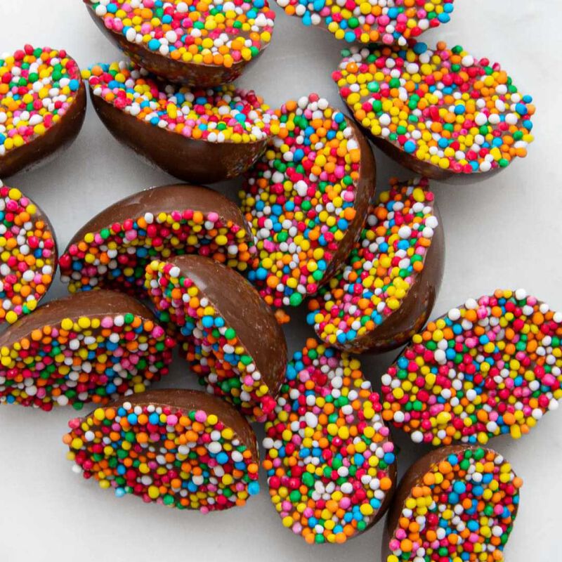 House of Chocolate Sprinkle Milk Chocolate Baby Easter Eggs 100g image number 1