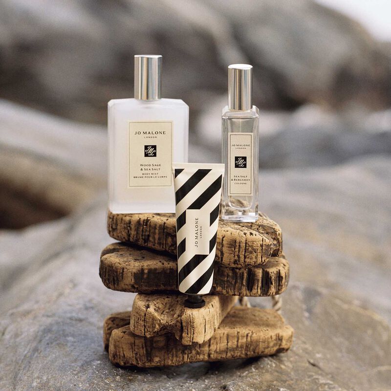 Jo Malone London Wood Sage & Sea Salt Hand Cream - 2026 Edition 30ml image number 2