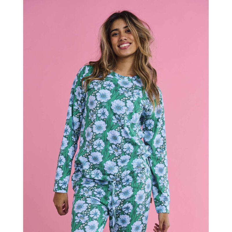 Kip&Co Tumbling Flowers Green Organic Cotton LS Pyjama Top & Slouch Set image number 2