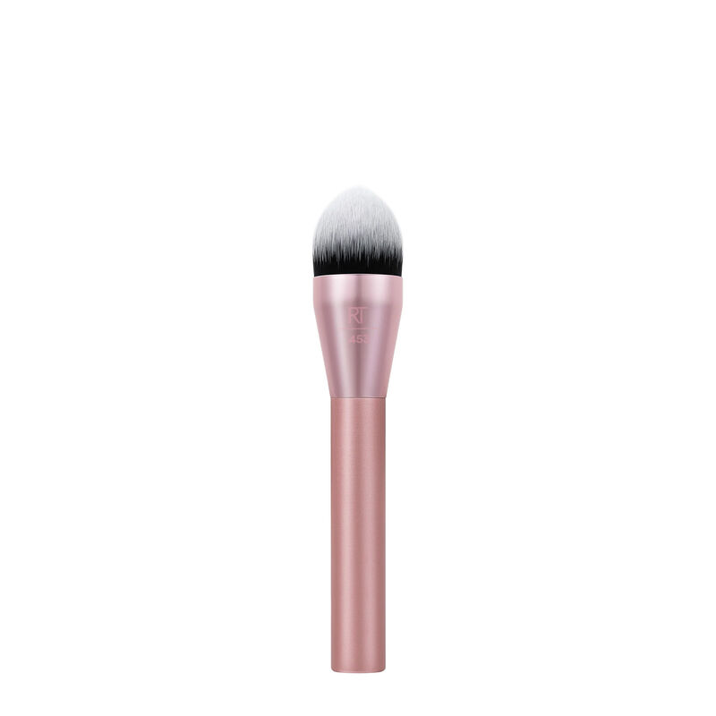 Real Techniques Power Pigment Blush Brush image number 0