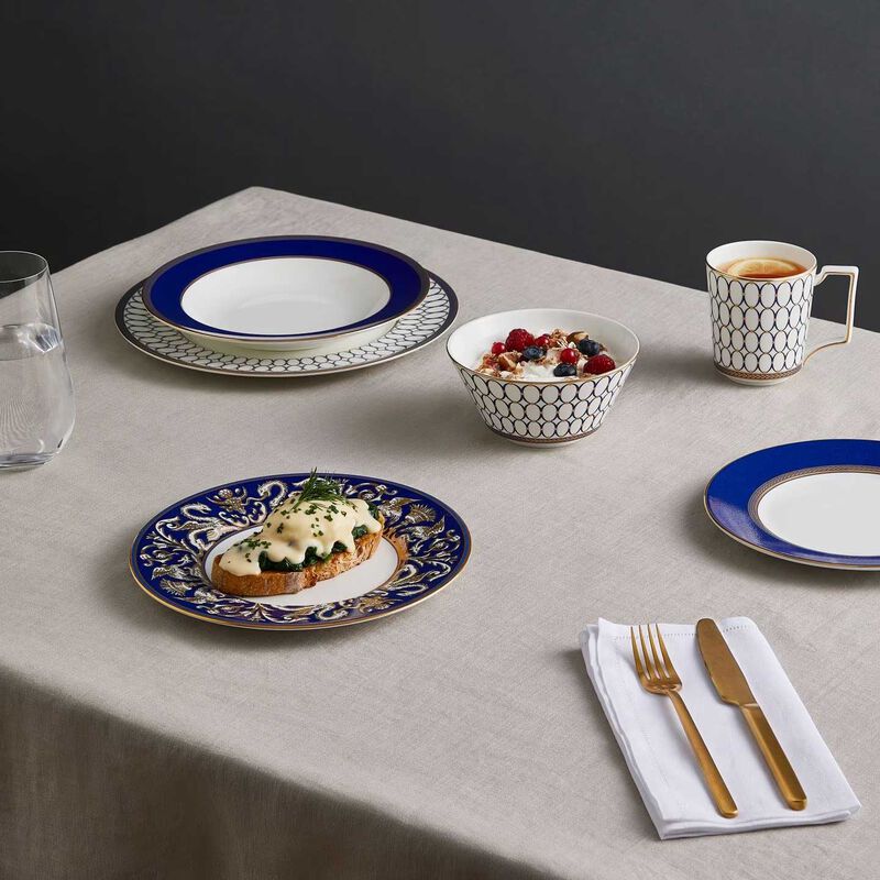 Wedgwood Renaissance Gold 3 Piece Set image number 3