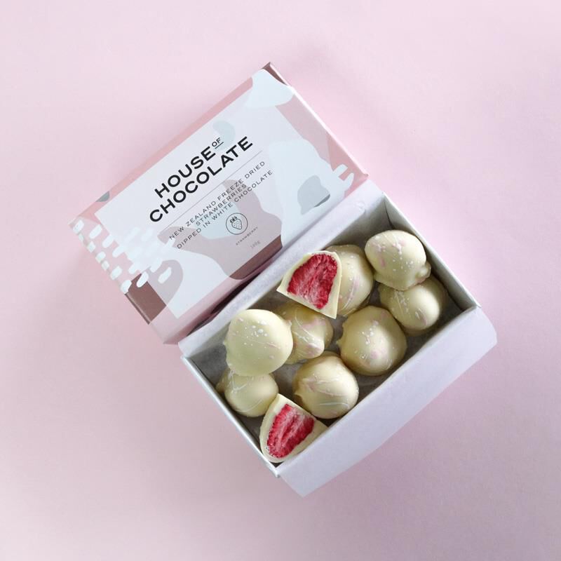 House of Chocolate White Chocolate Freeze Dried Strawberries 100g image number 2