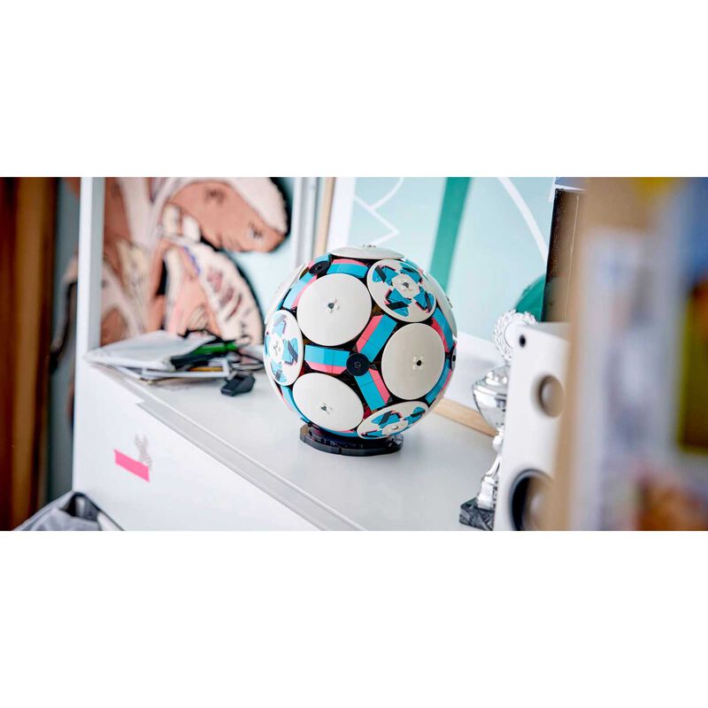 LEGO Sports Editions: Football Ball image number 3
