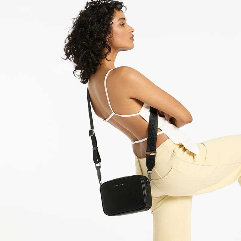 Status Anxiety Plunder Bag with Dual Straps image number 2