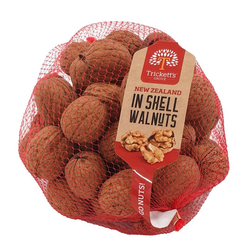 Trickett's Grove Walnuts in Shell 400g image number 0