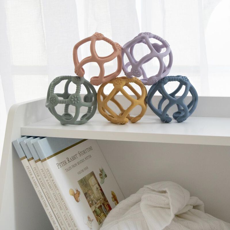 Living Textiles Silicone Teething Ball image number 2