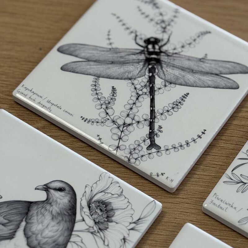 Katy Hayward Coaster - NZ Giant Dragonfly/Kapokapowai image number 3
