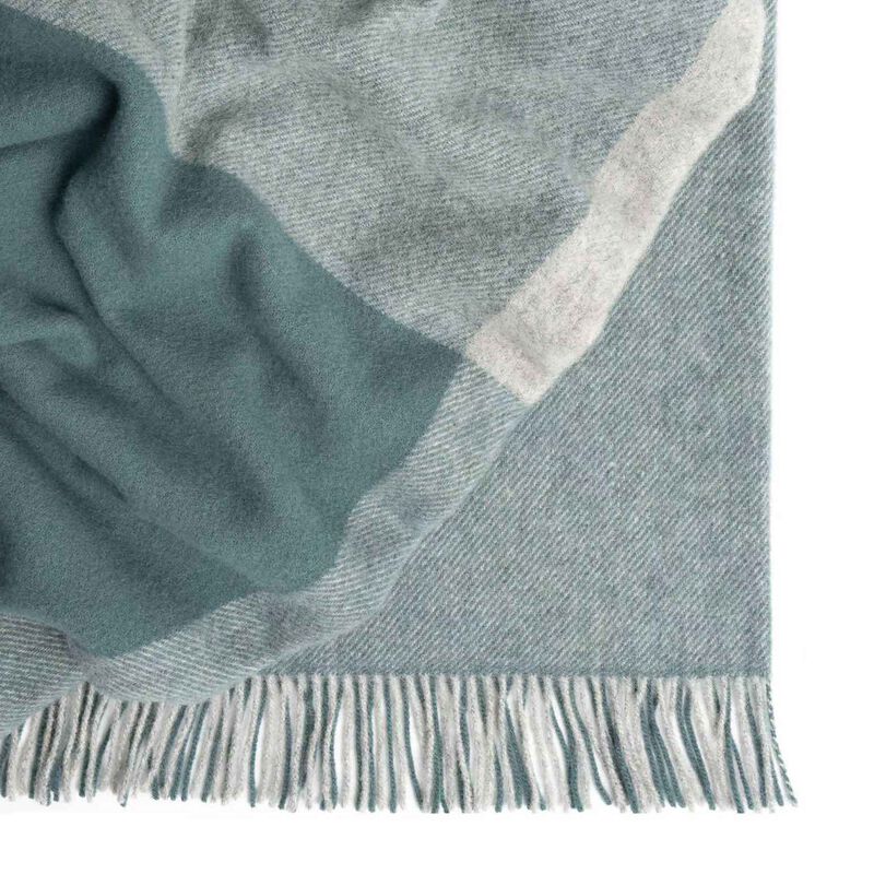 Weave Home Riverton Throw image number 0
