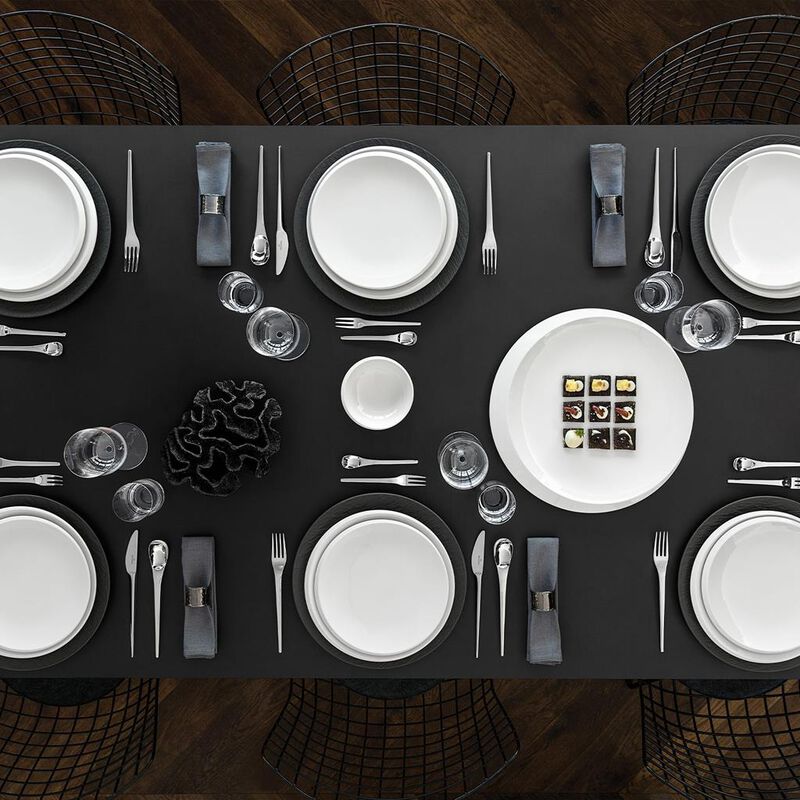 Villeroy & Boch NewMoon Gourmet Plate image number 1