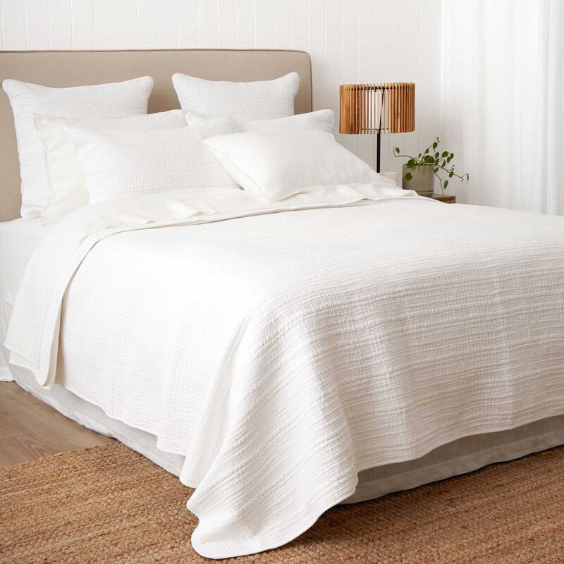 Wallace Cotton Serenade Quilt image number 2