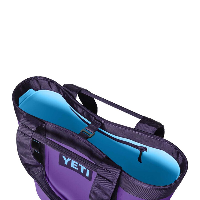 YETI Camino&reg; 35 Carryall Tote Bag image number 2