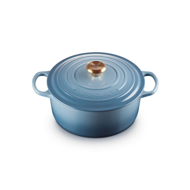 Le Creuset Signature Cast Iron Round Casserole 26cm image number 15